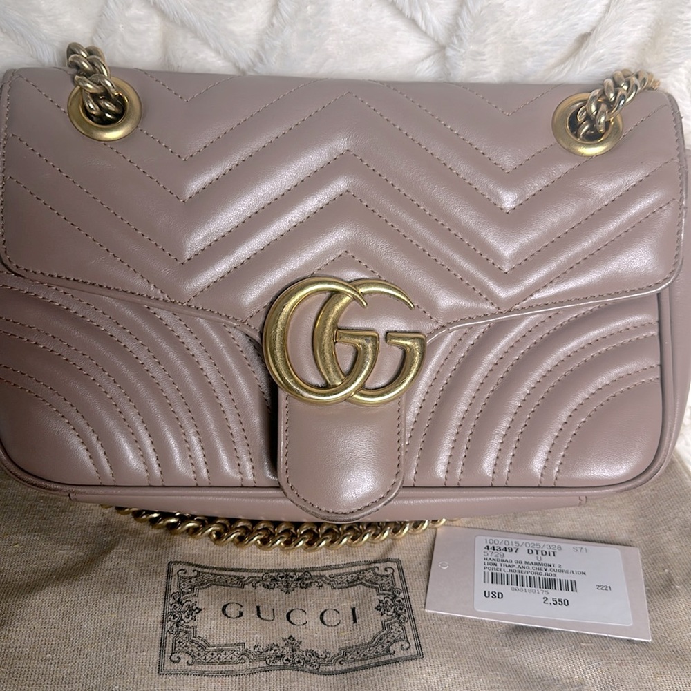 GUCCI MARMONT SMALL SHOULDER BAG (Rose Chevron)